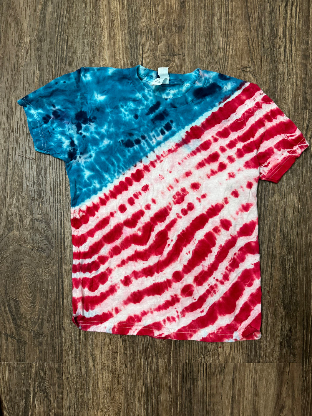 Youth medium flag shirt -