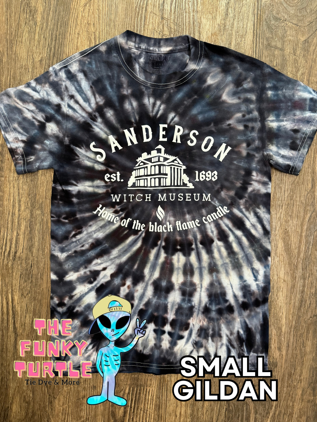 Small - Black Sanderson halloween shirt