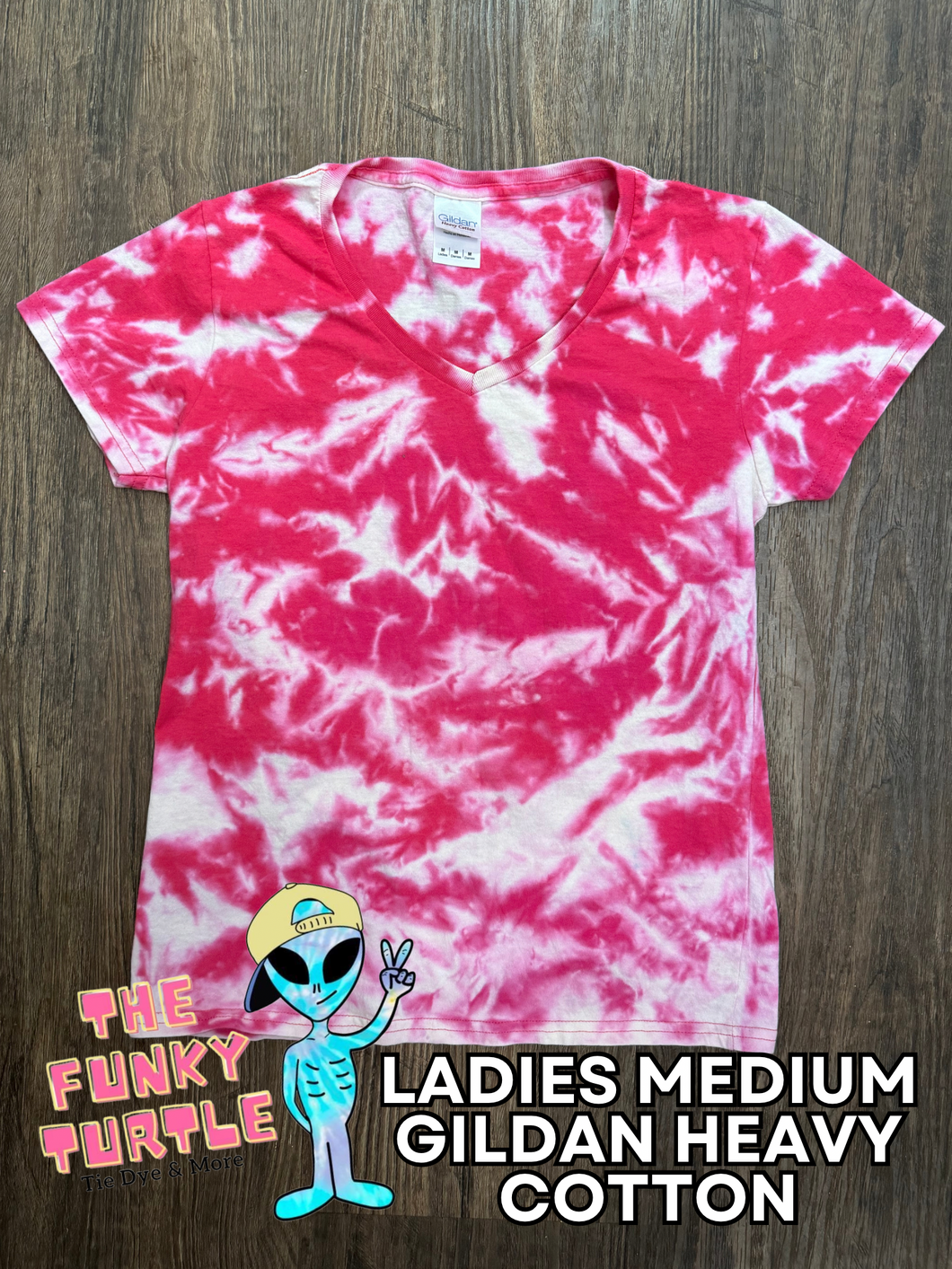 Ladies Medium pink breast cancer inspired shirt