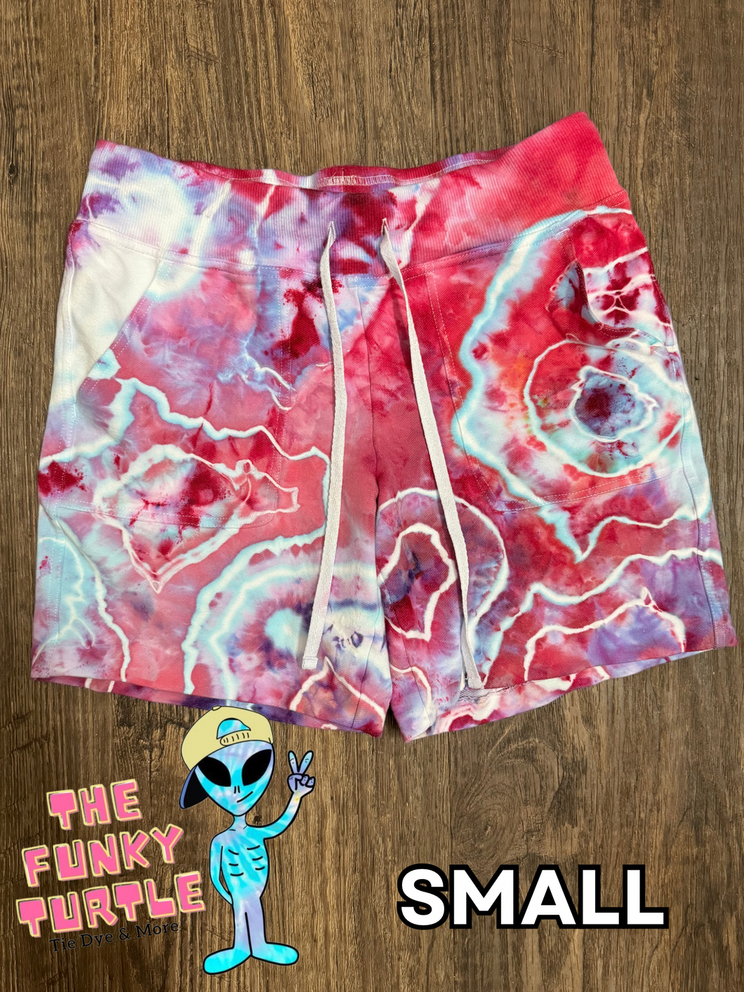 Geode adult small shorts